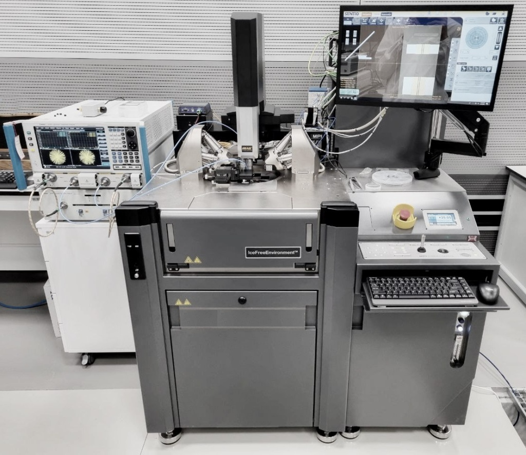 Комплекс тестирования интегральных радиофотонных компонентов