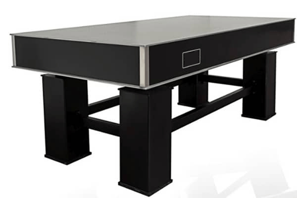 opticheskiy-stol-na-kolesikakh-1200x800-mm-img