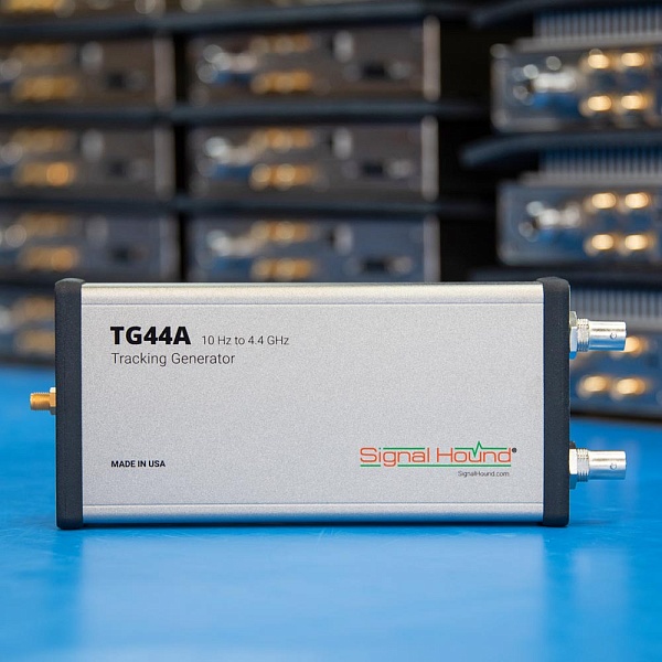 TG44A Signal Hound Генератор отслеживания