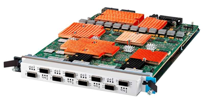 semeystvo-vysokoplotnykh-moduley-nagruzki-novus-qsfp28-100-50-40-25-10ge-img